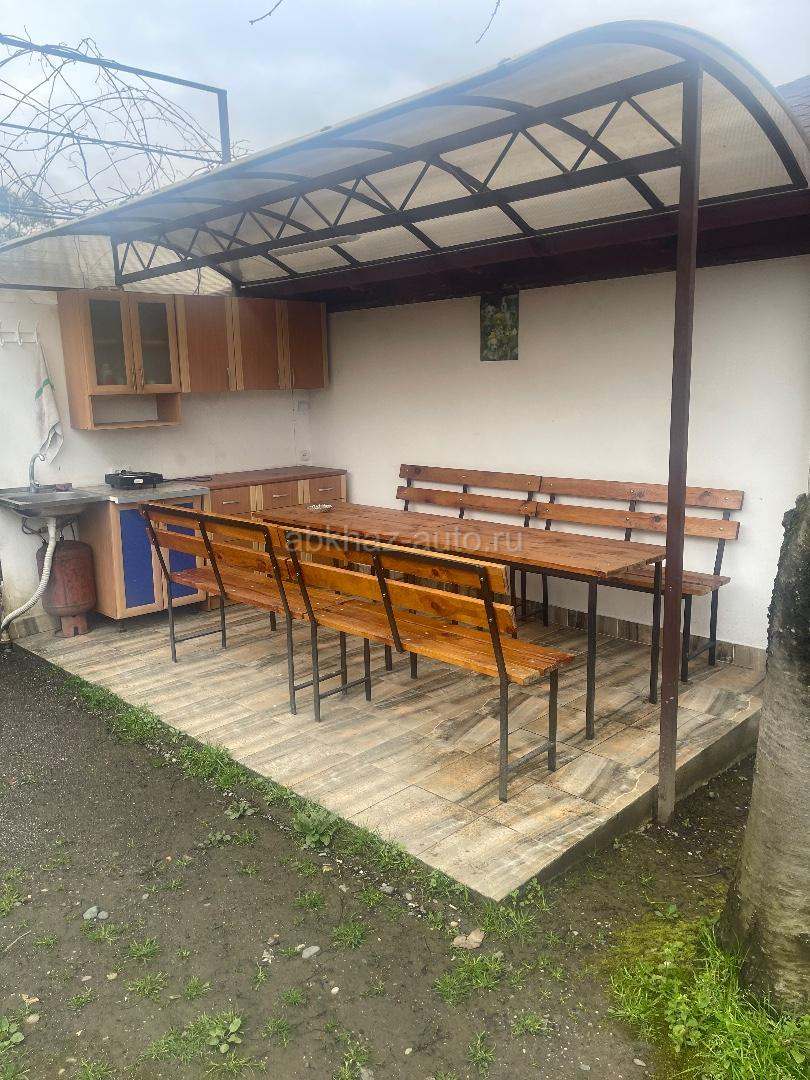 Комнату долгосрочно.