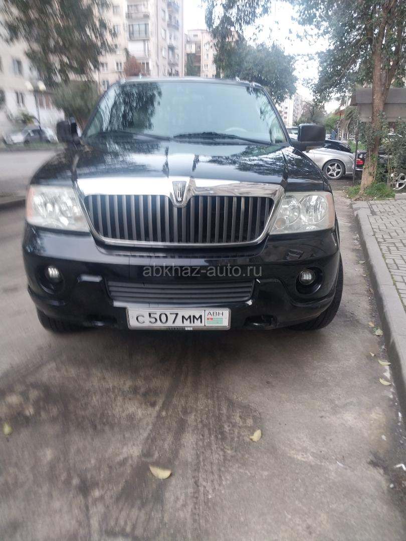 Lincoln Navigator