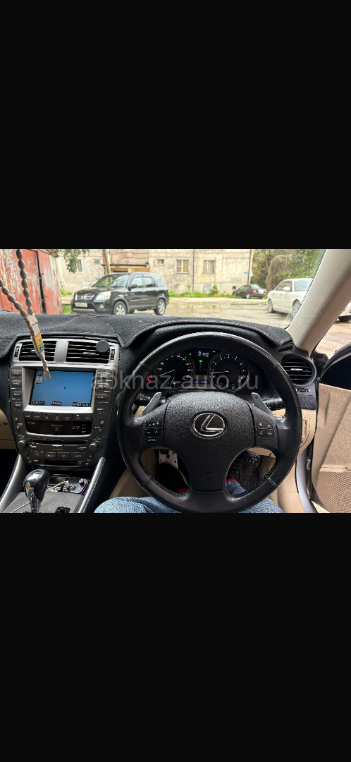 Lexus IS