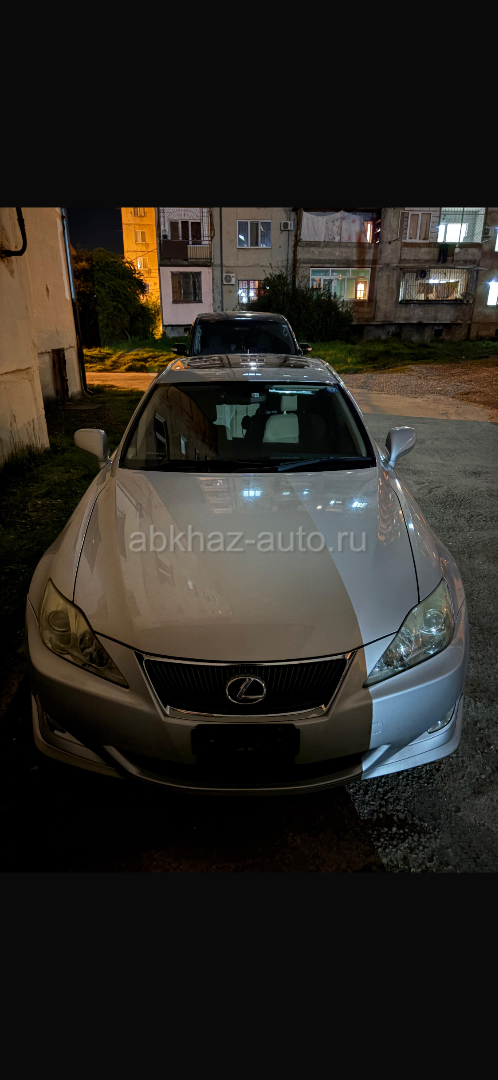 Lexus IS