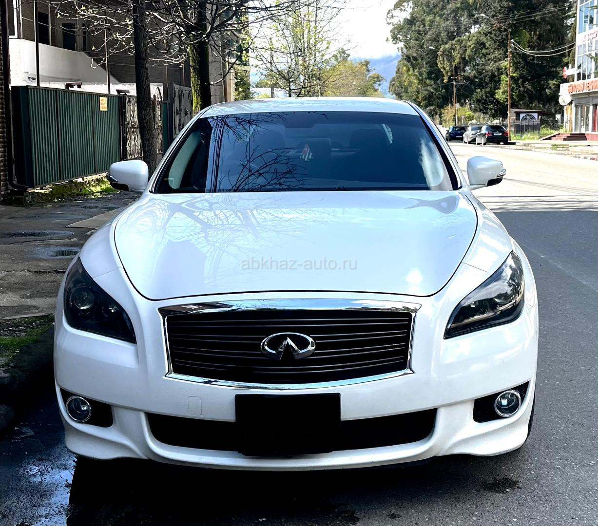 Infiniti Q45
