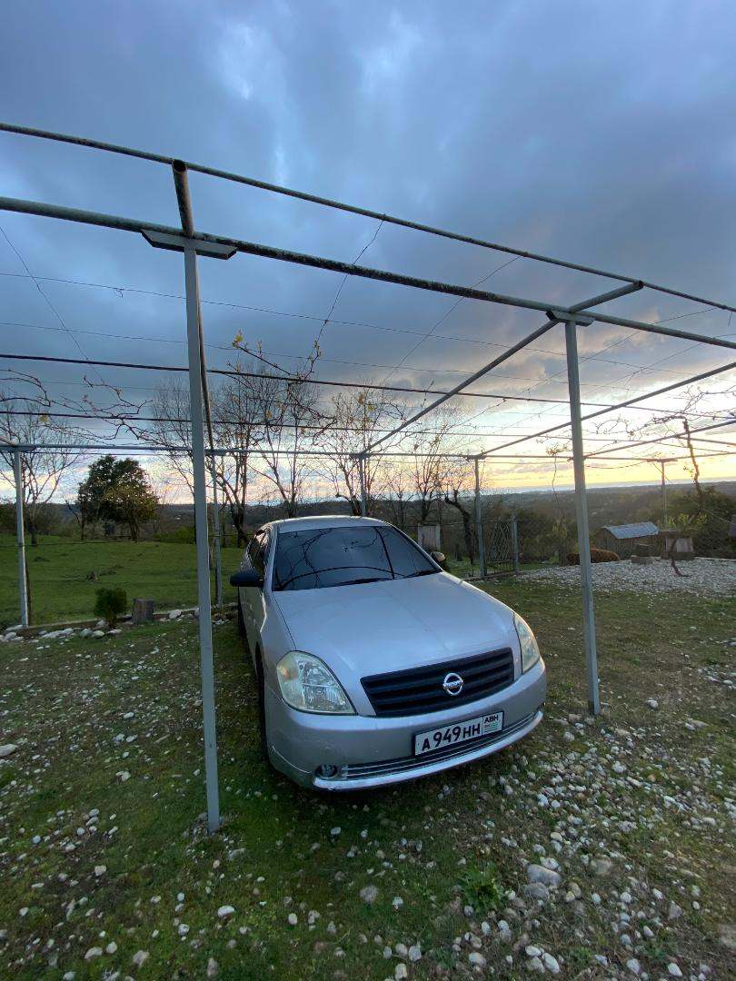 Nissan Teana
