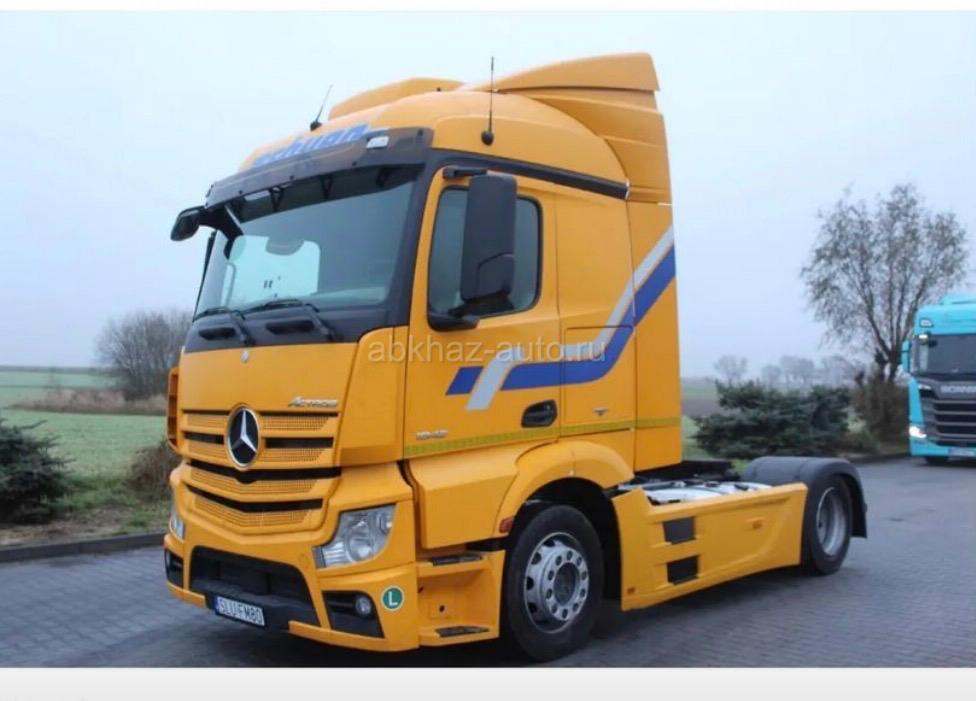 Mercedes-Benz