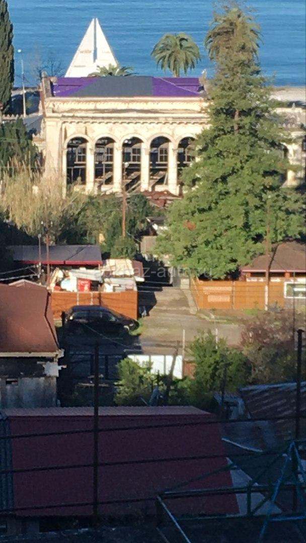 Сдается в аренду в центре г. Гагра столовая