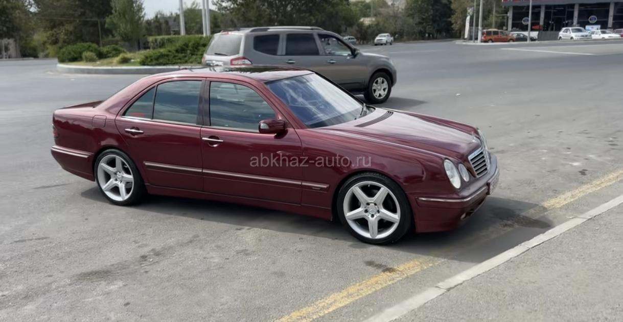 Mercedes-Benz E-Класс