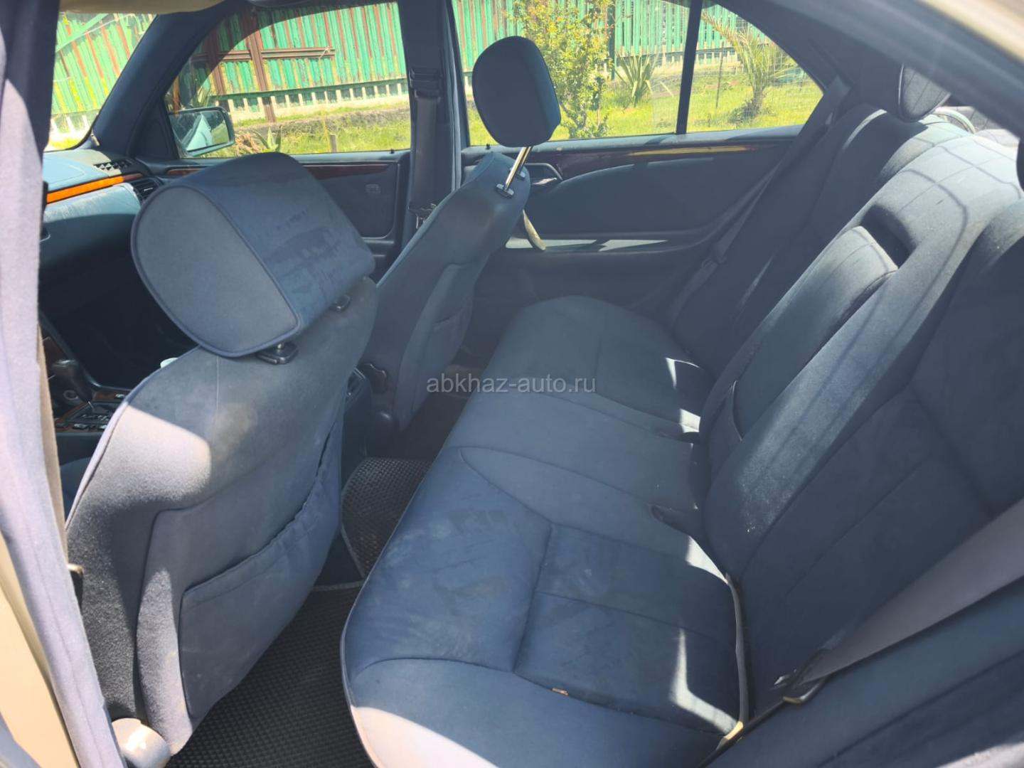 Mercedes-Benz E-Класс