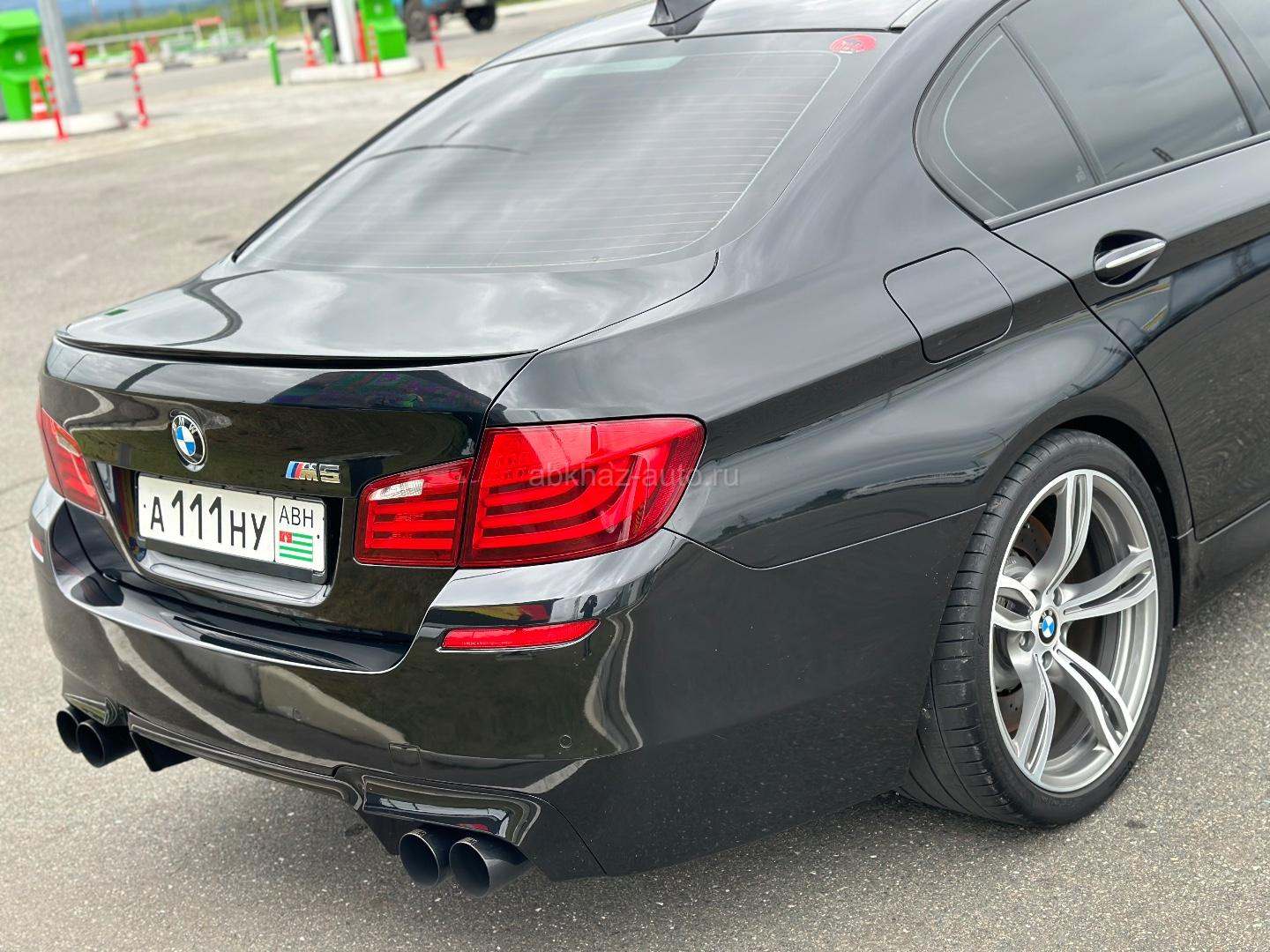 BMW M5