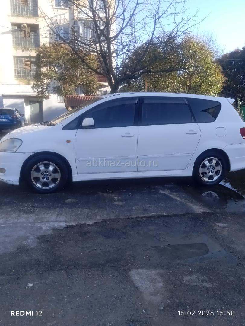 Toyota Ipsum
