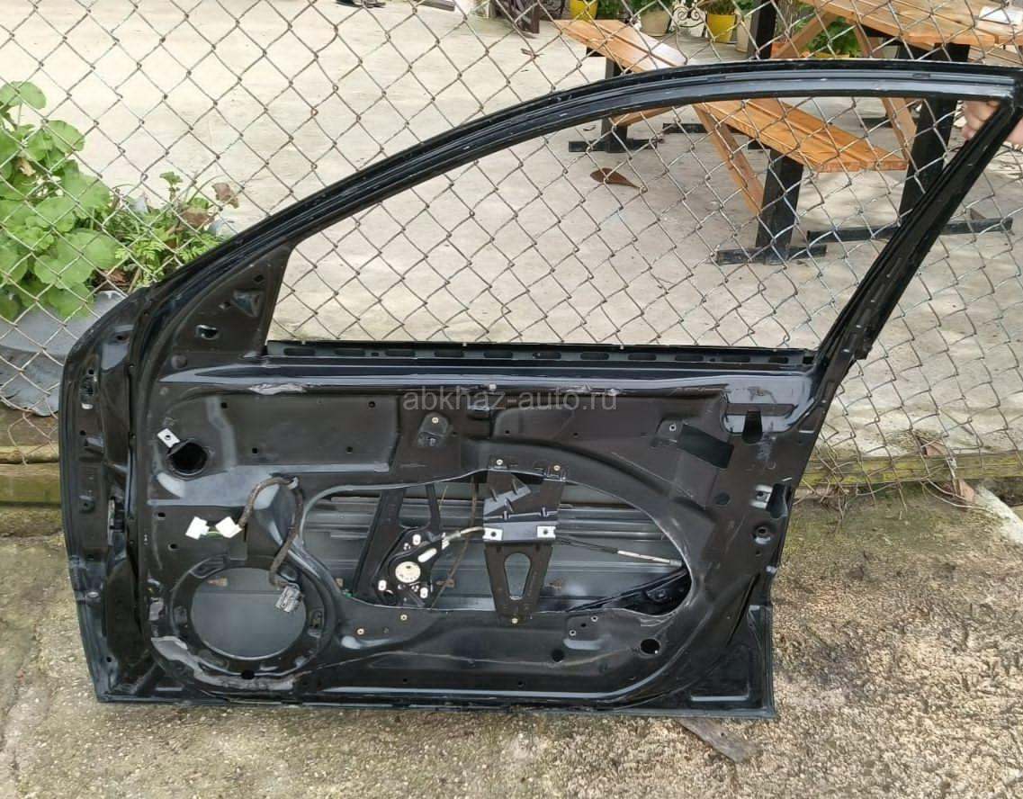 Продам дверь на мерседес w211  правую