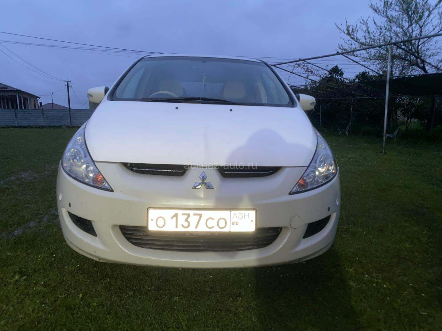 Mitsubishi Grandis