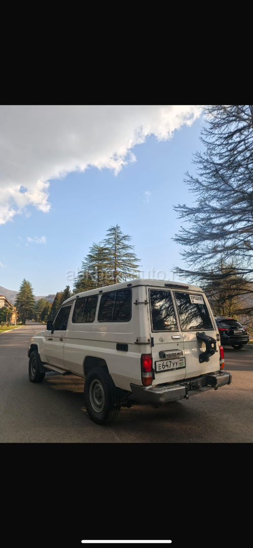Toyota Land Cruiser