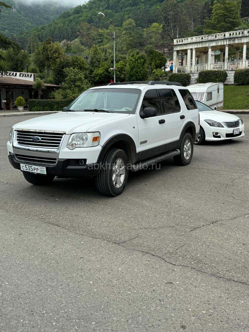 Ford Explorer