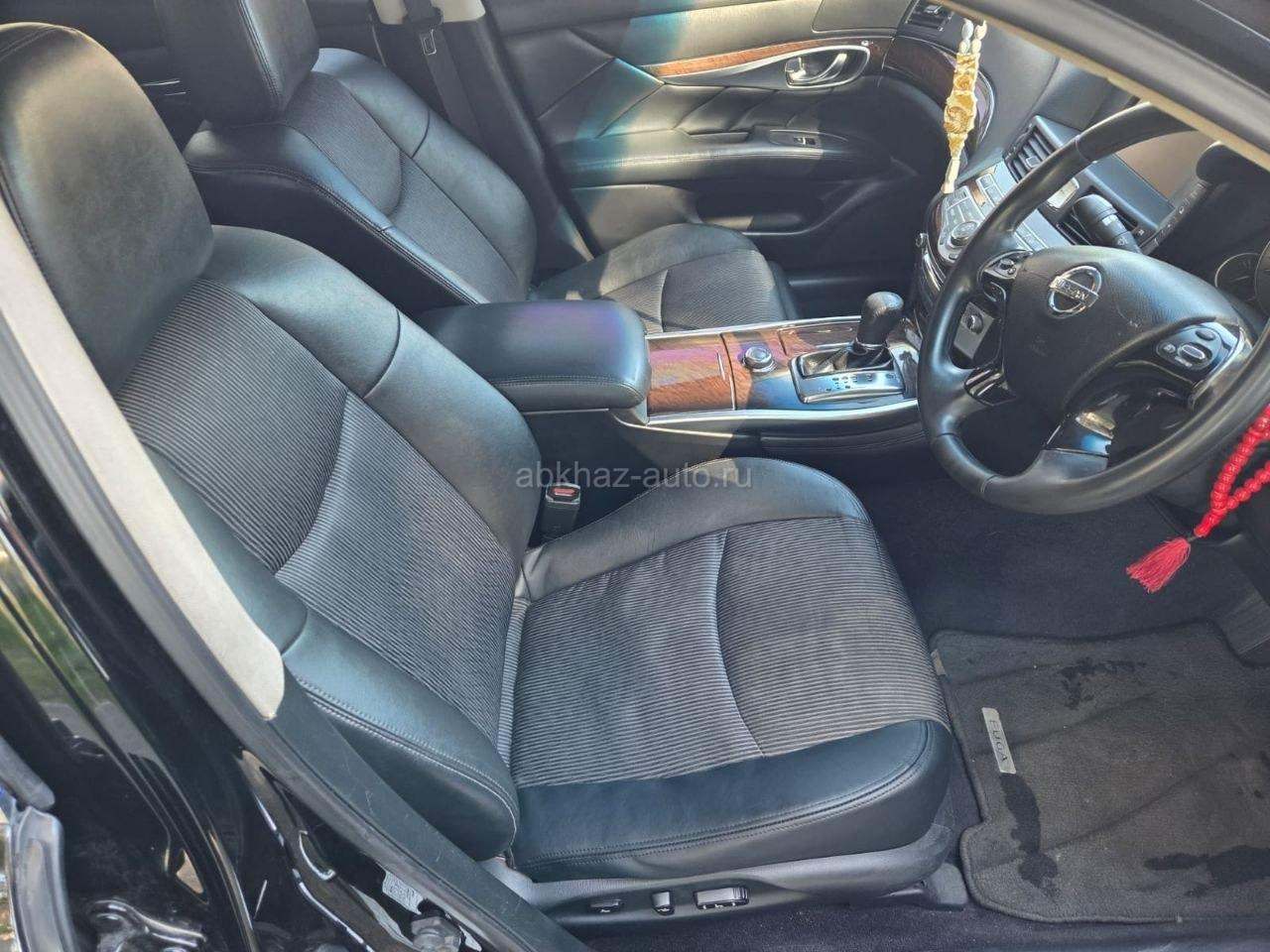 Nissan Fuga