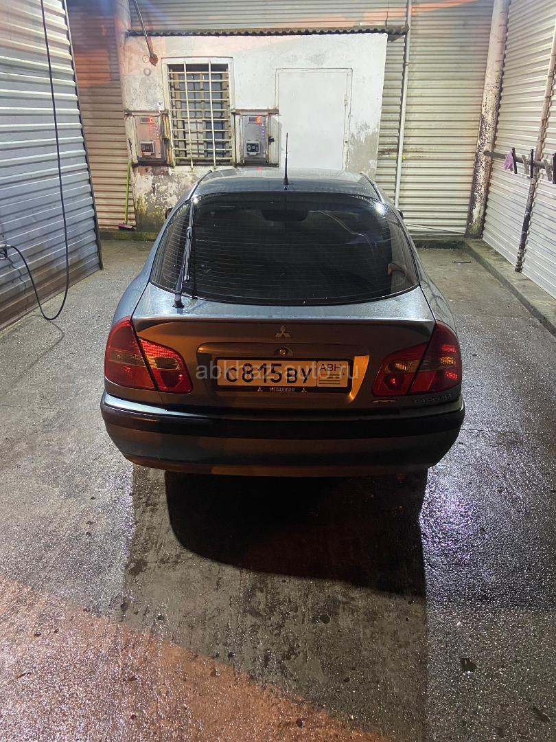 Mitsubishi Carisma