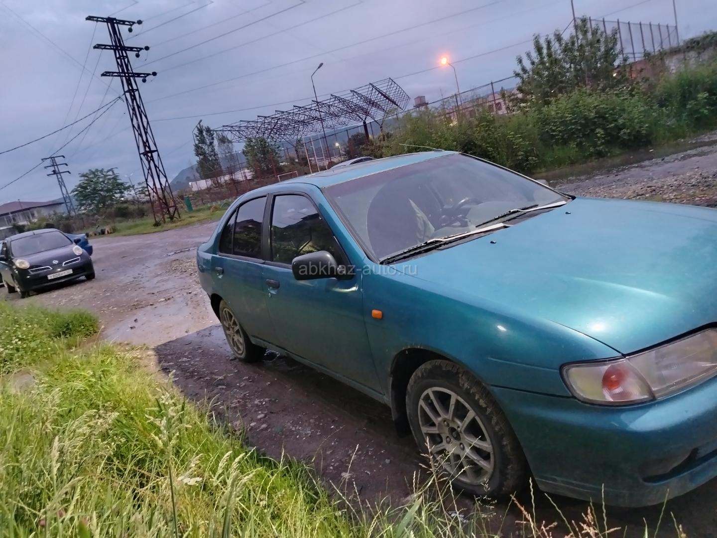 Nissan Almera