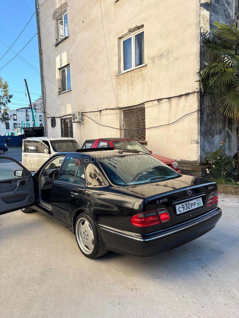 Mercedes-Benz E-Класс