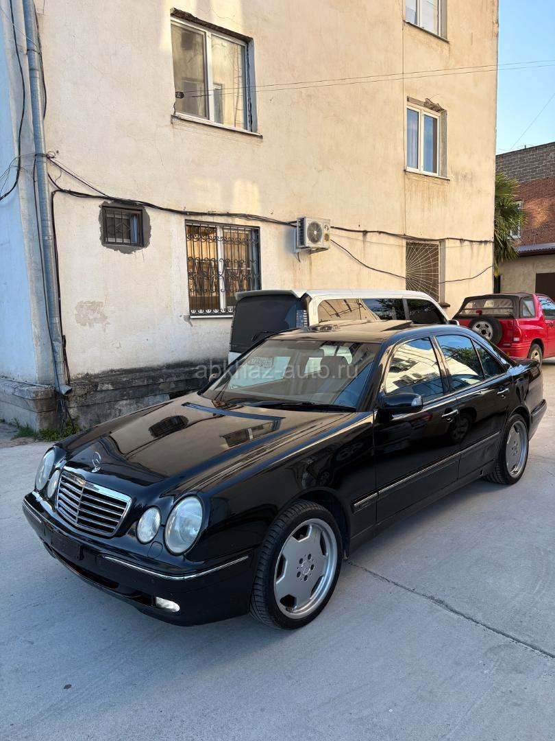Mercedes-Benz E-Класс