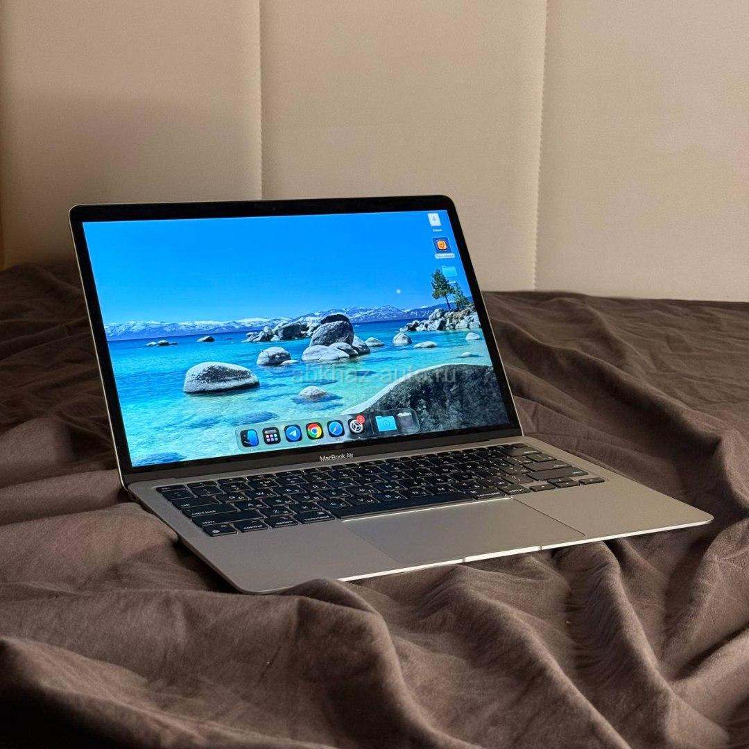 Продам MacBook Air M1 2020