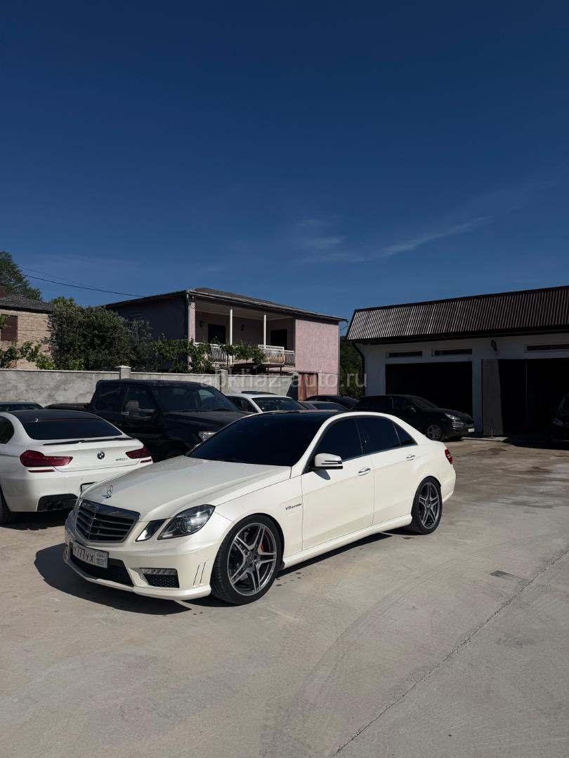 Mercedes-Benz E-Класс