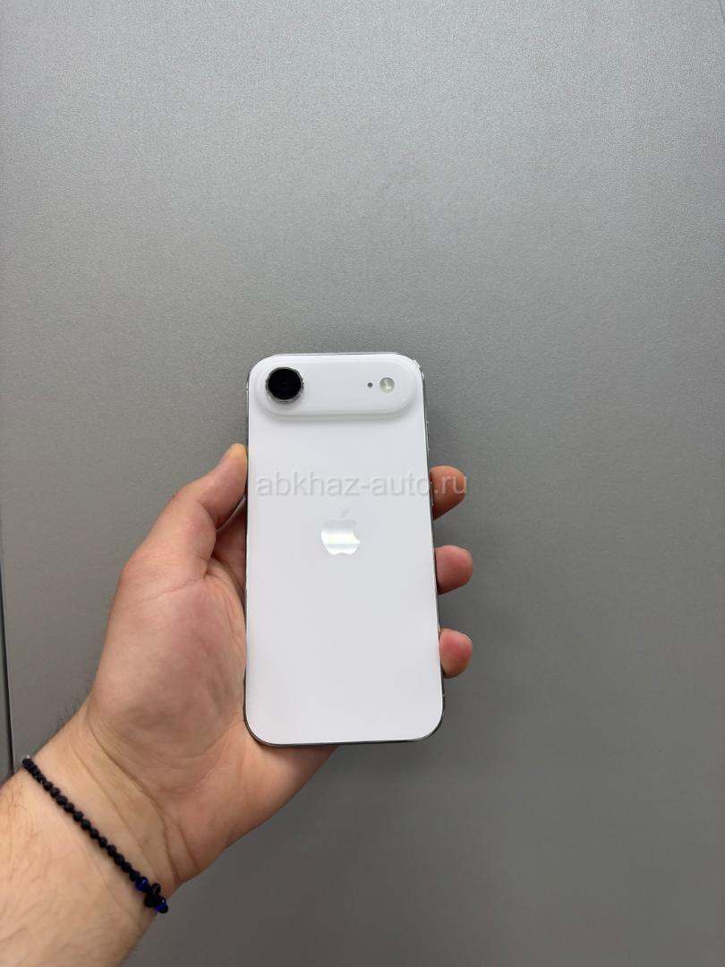 iPhone 17 Air 256 g 🔋100%