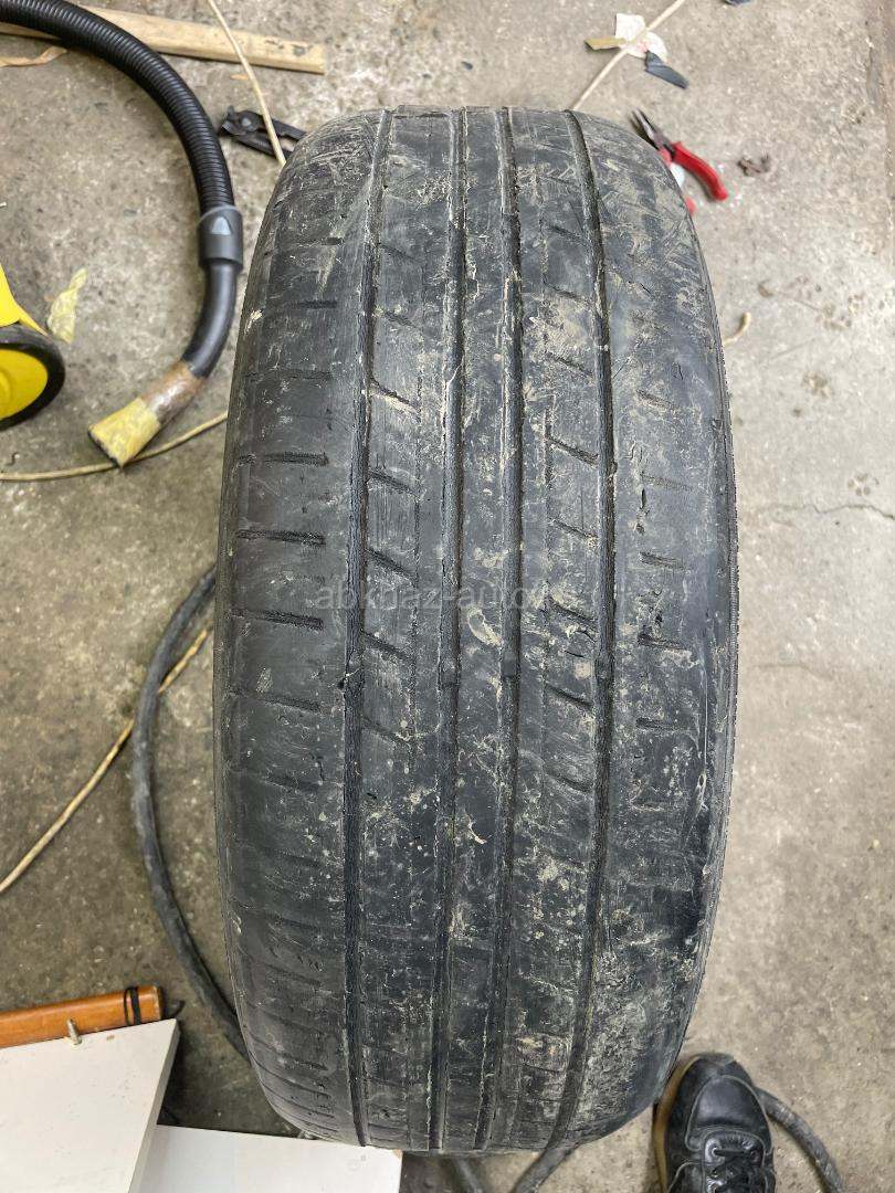 R16 215/60 R16