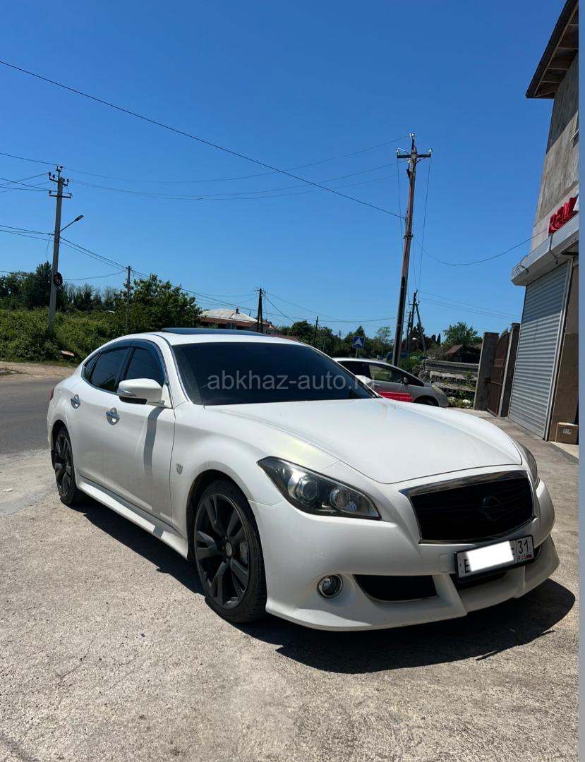 Nissan Fuga