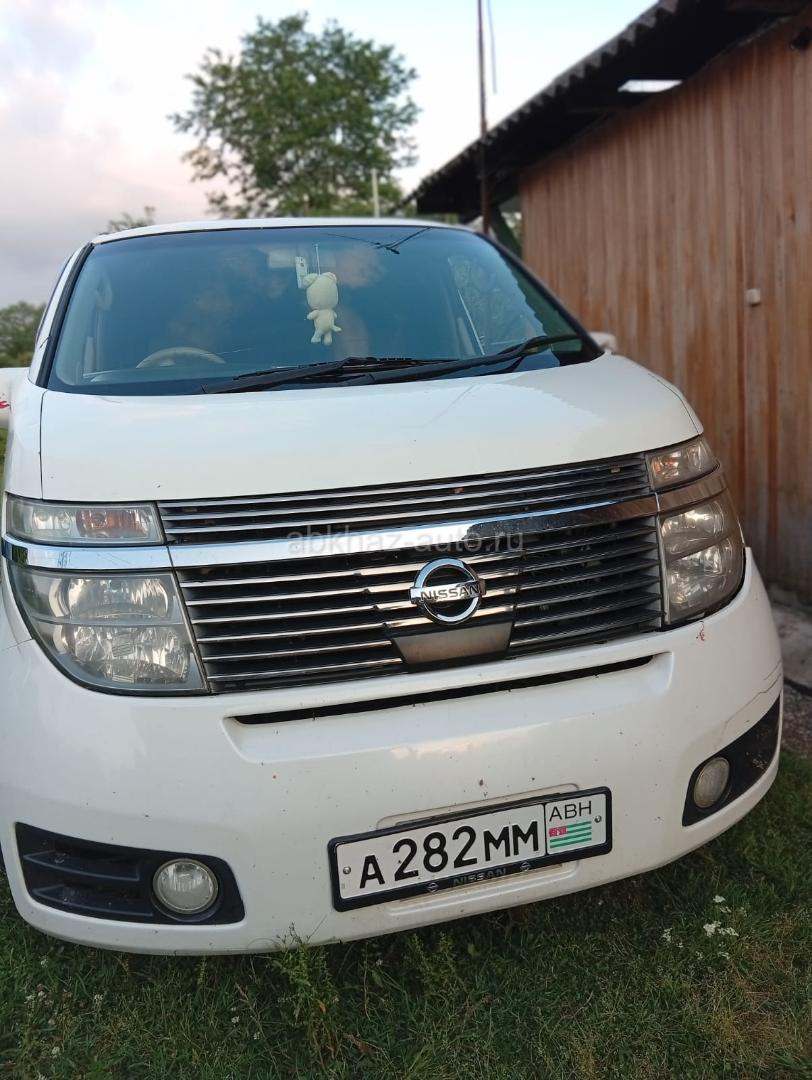 Nissan Elgrand