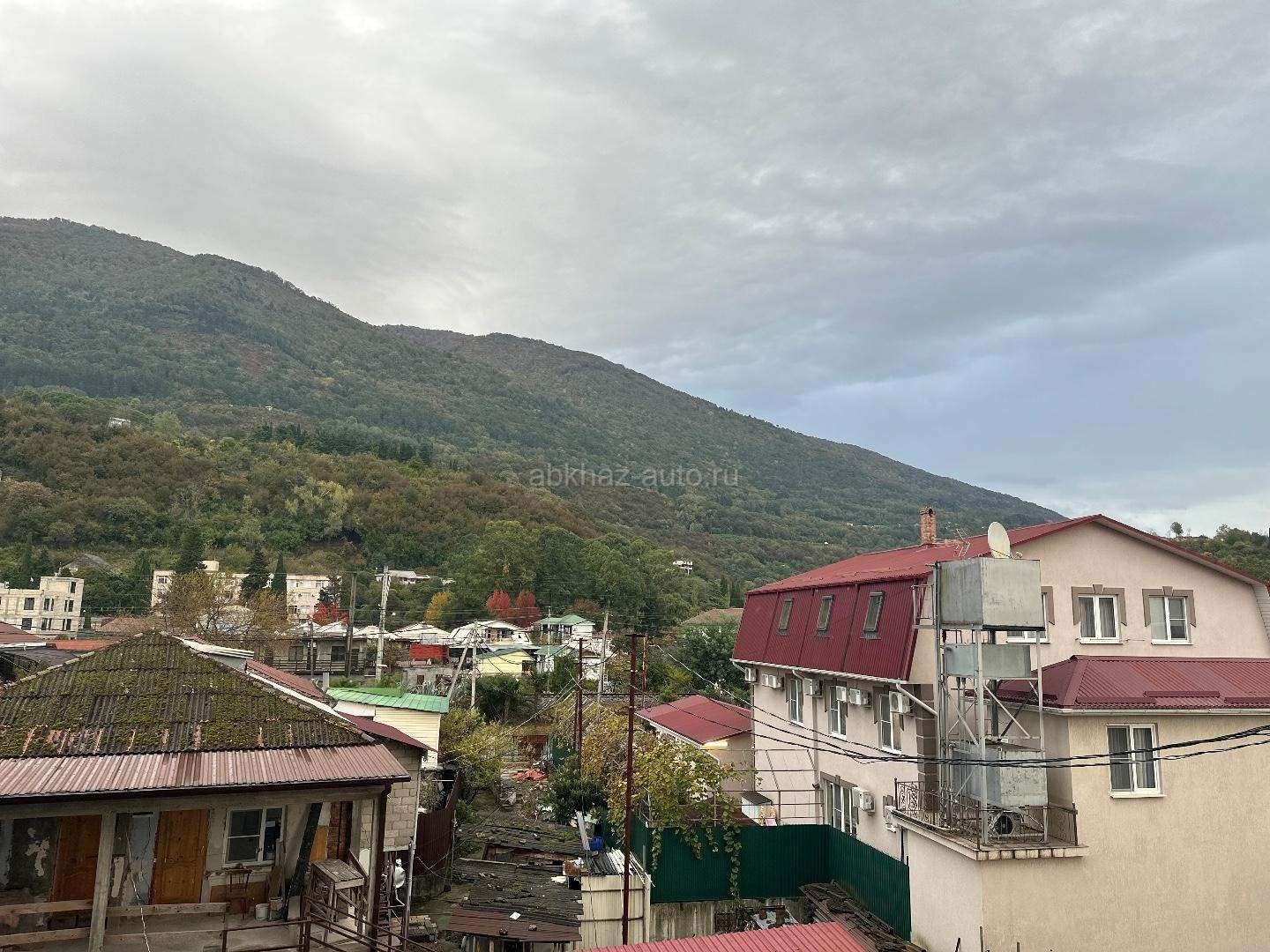 На береговой (прям на пляже )