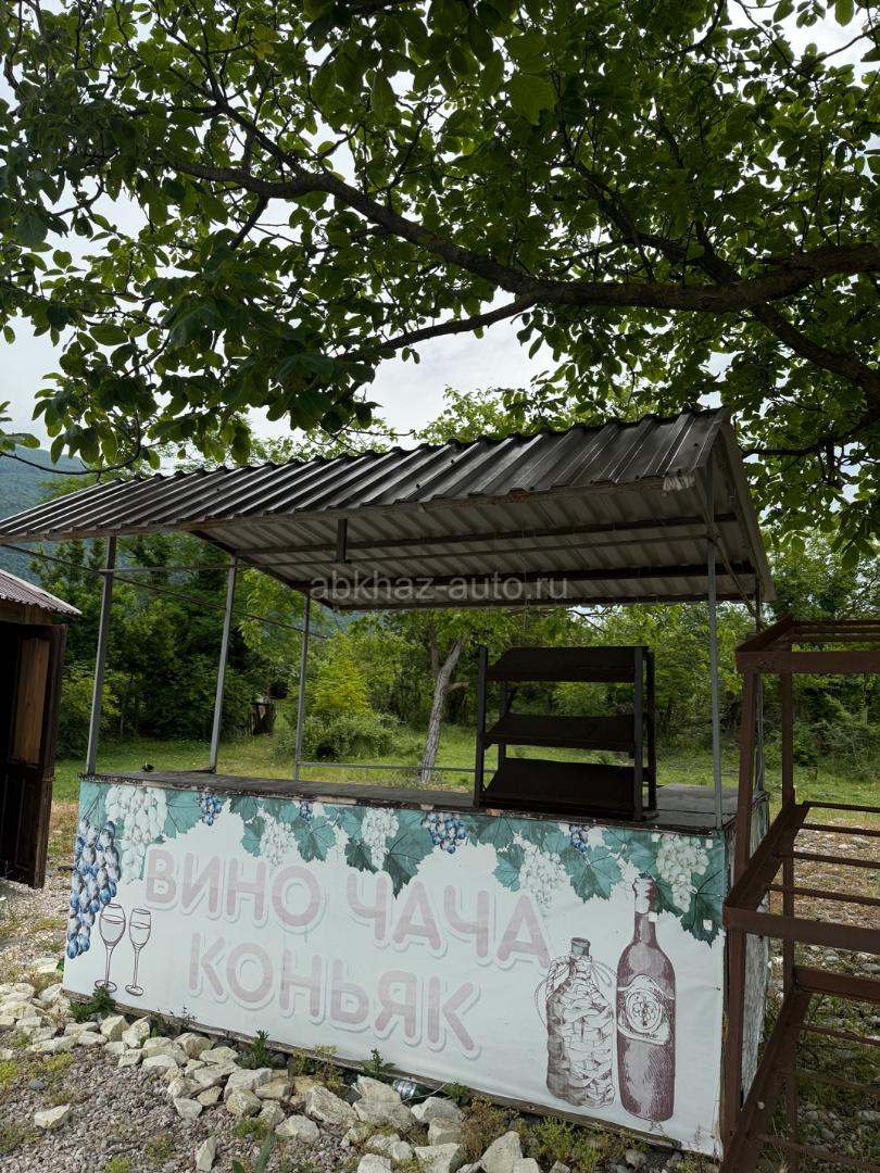 Торговый металлический прилавок
