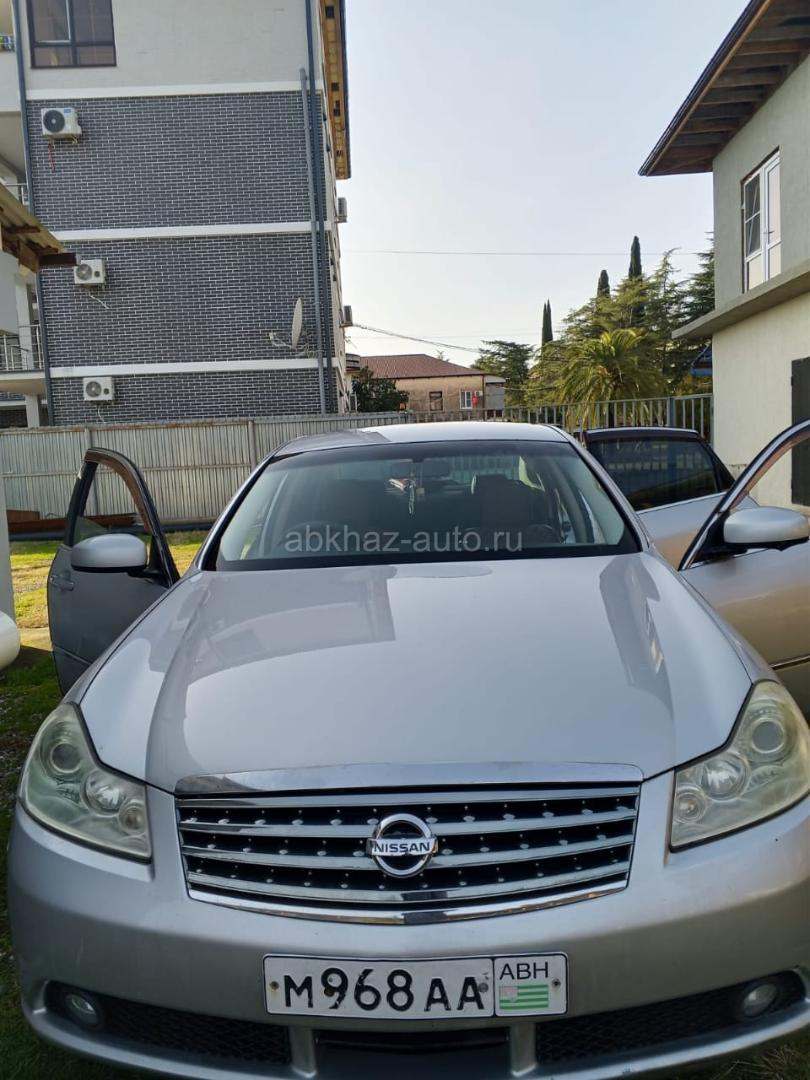 Nissan fuga
