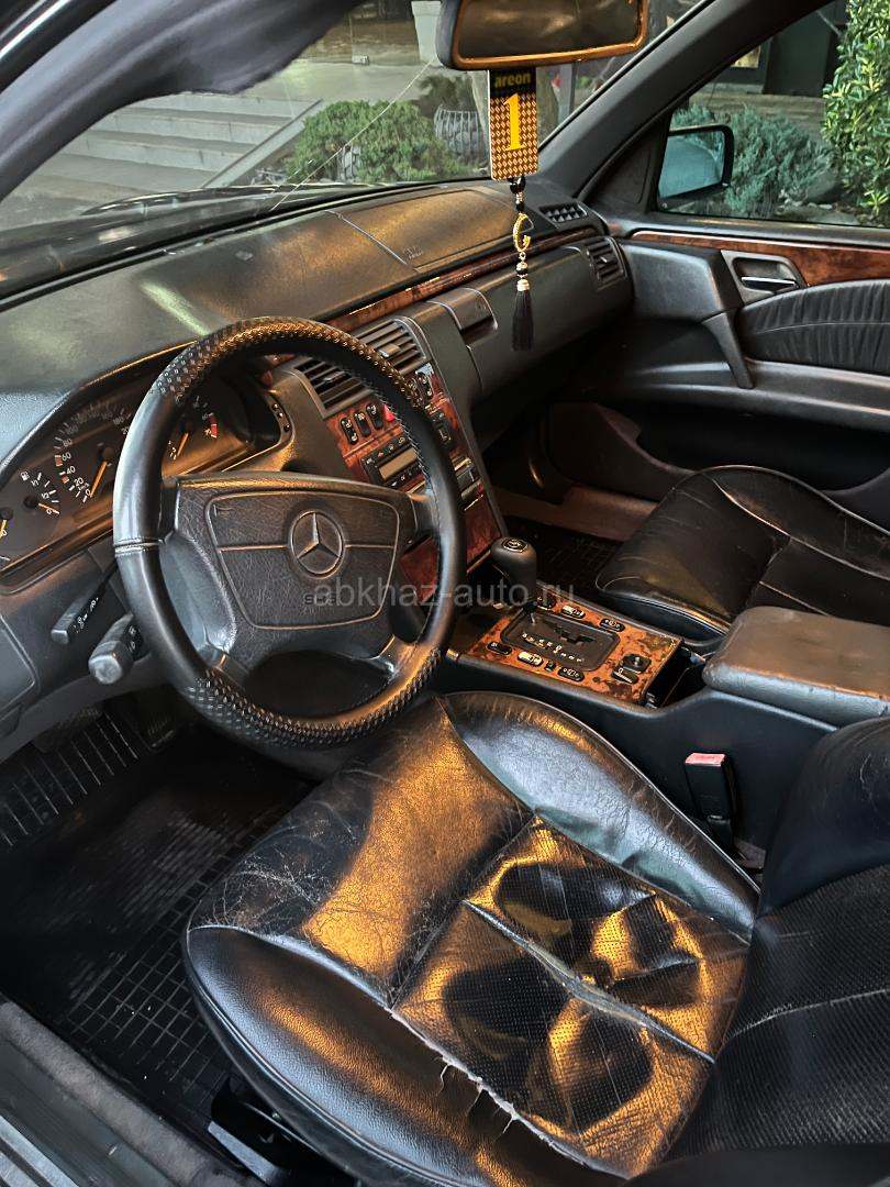 Mercedes-Benz E-Класс