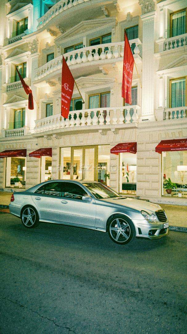 Mercedes-Benz E-Класс