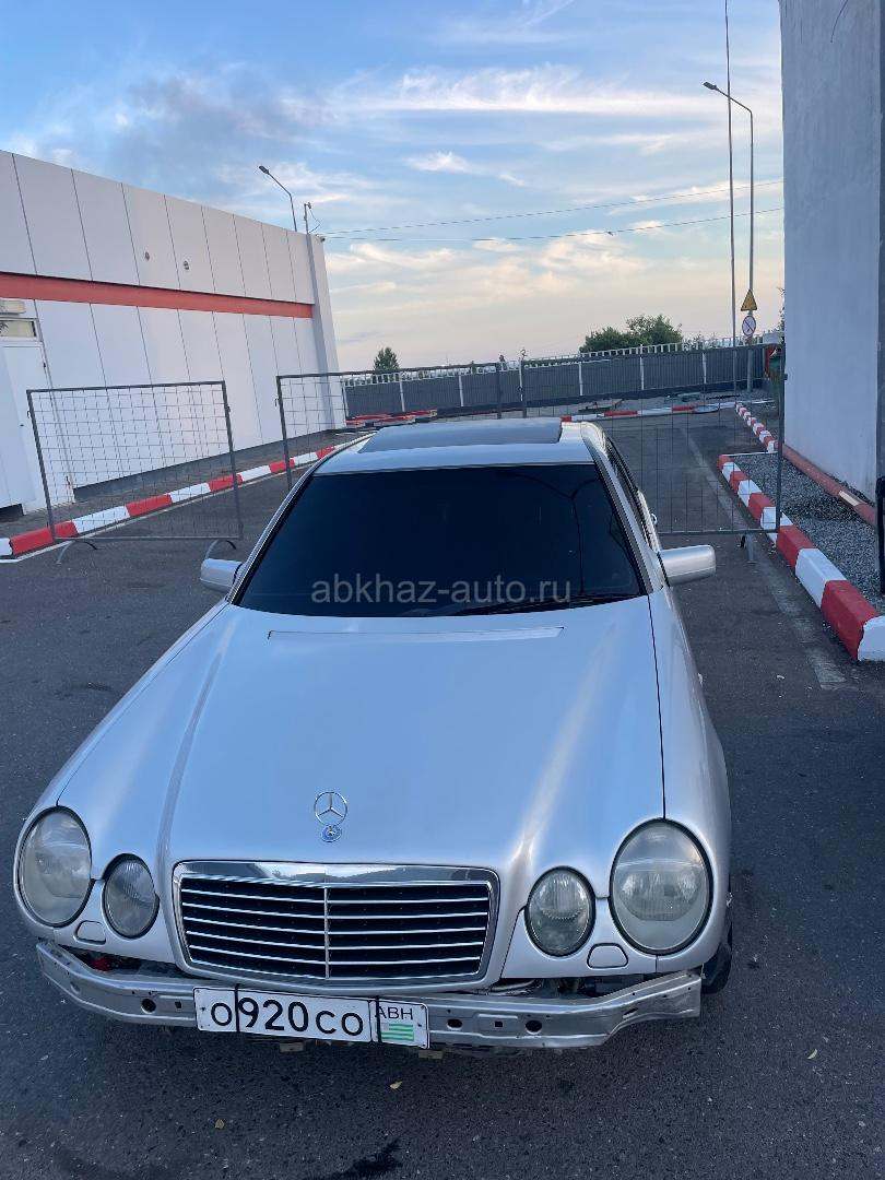 Mercedes-Benz E-Класс