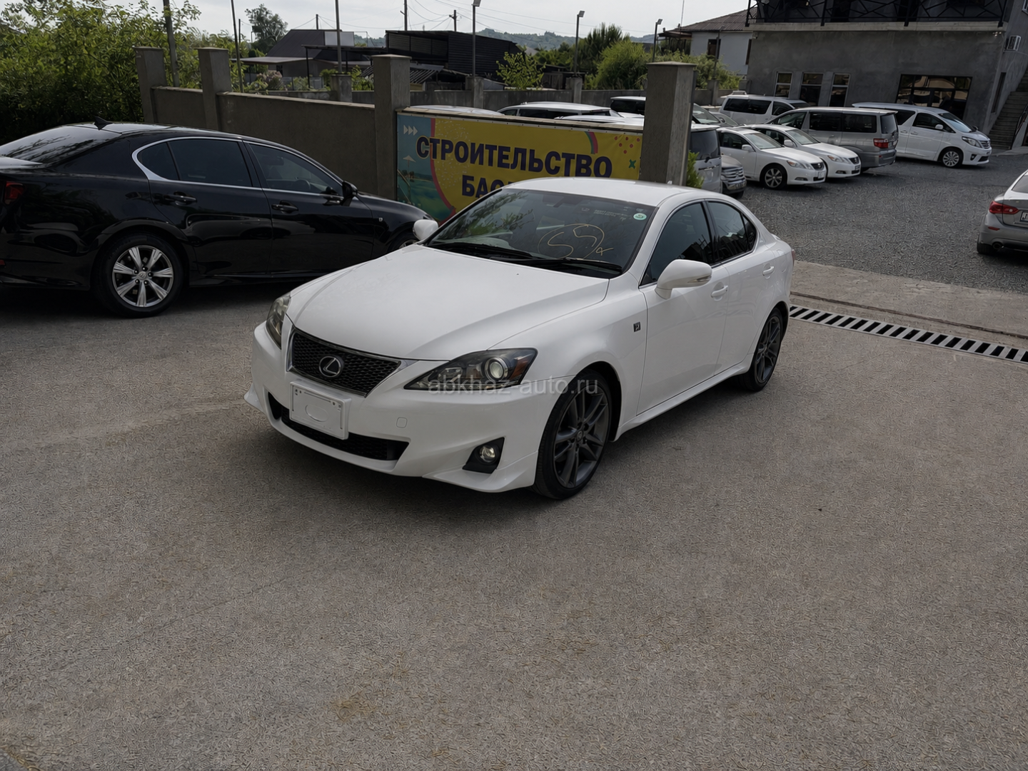 Lexus IS