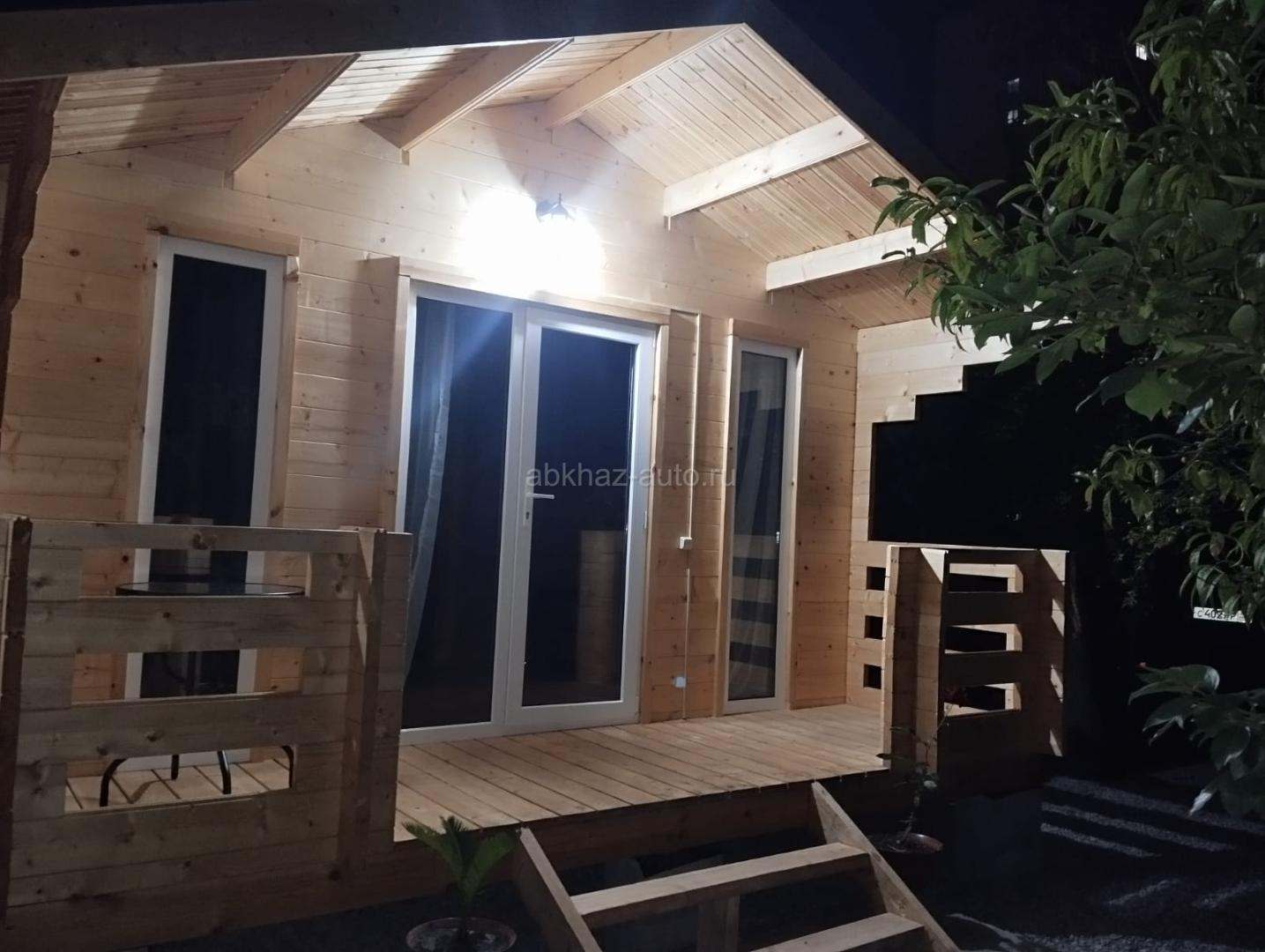 Здаю 2 котеджа все вкючено холодильник телевизор кондуионер вайфай душ туалет