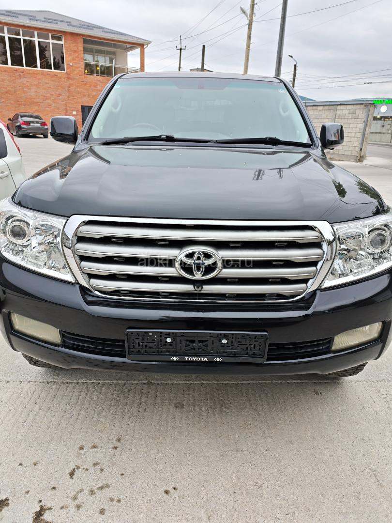 Toyota Land Cruiser