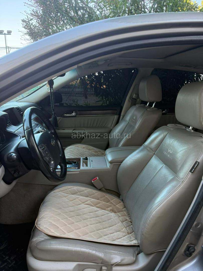 Infiniti M35