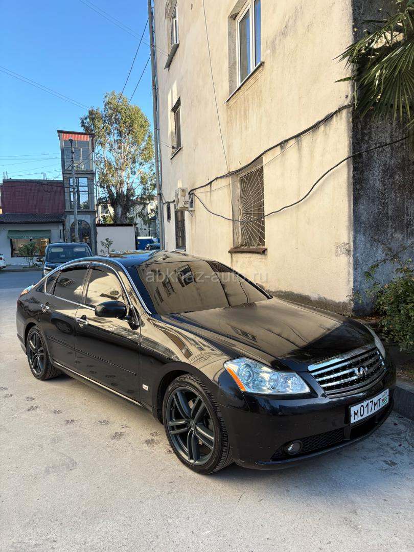Infiniti M35