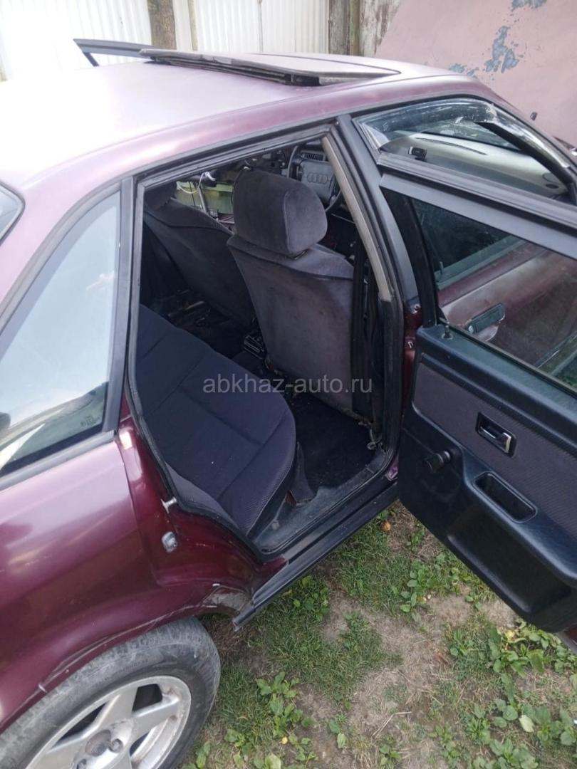 Audi 80