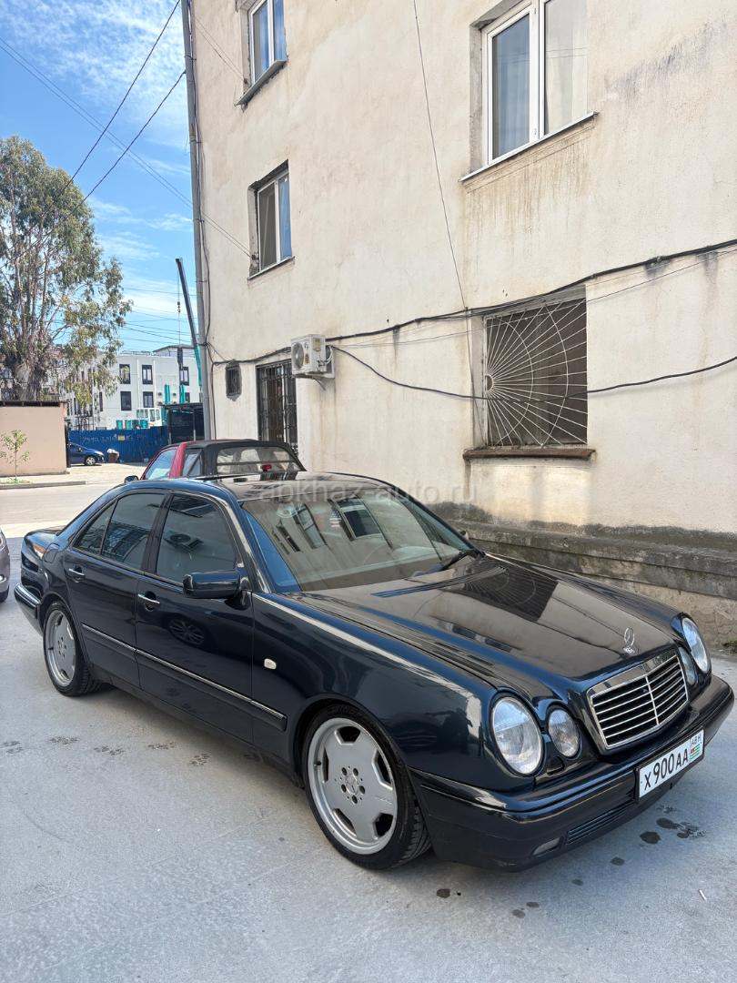 Mercedes-Benz E-Класс