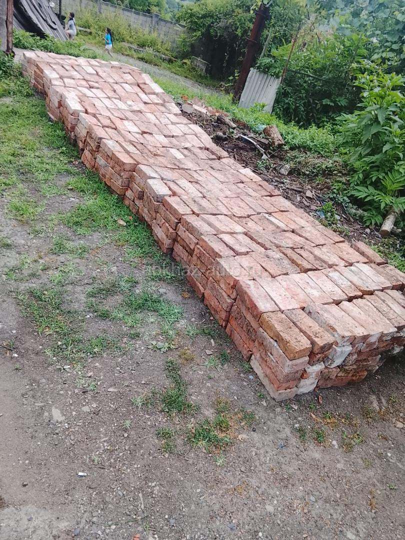 Кирпич