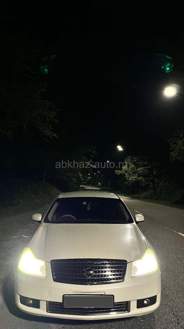Nissan fuga