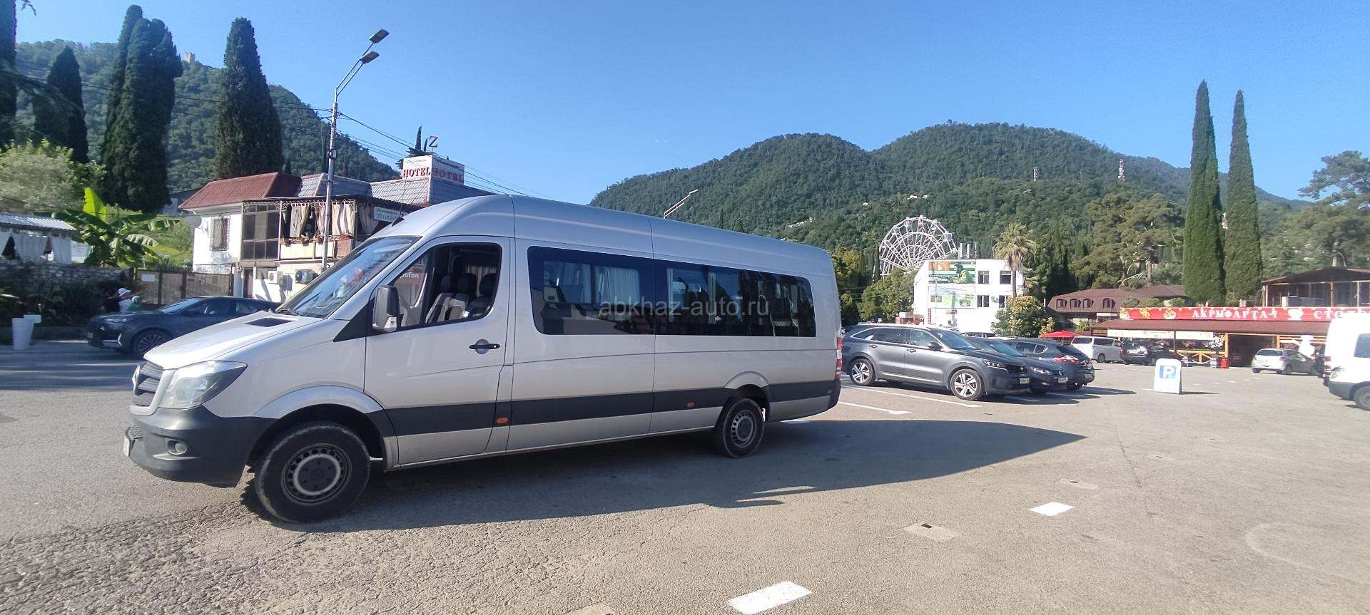 Mercedes-Benz Sprinter