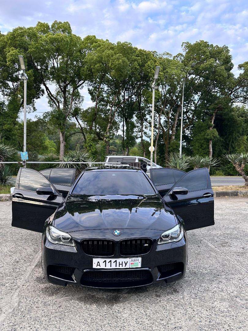 BMW M5
