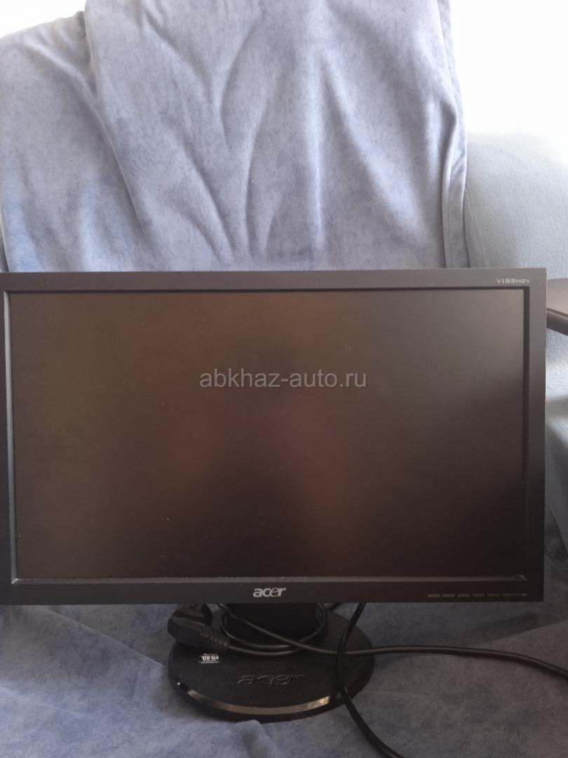 ПРОДАМ МОНИТОР 19. ДЮЙМОВ СО СВОИМИ ПРОВОДАМИ  !!