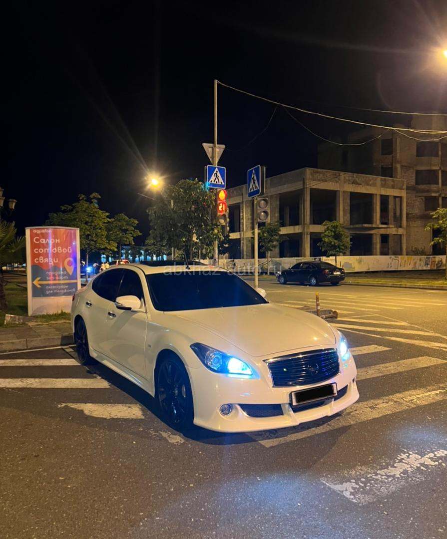 Nissan Fuga