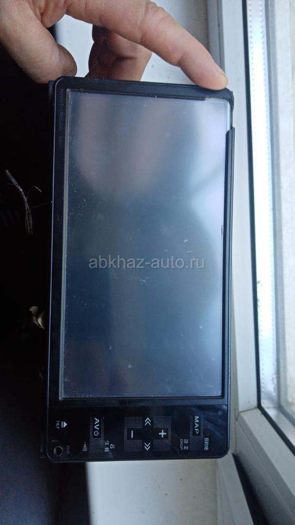 Продается магнитофон от Toyota.