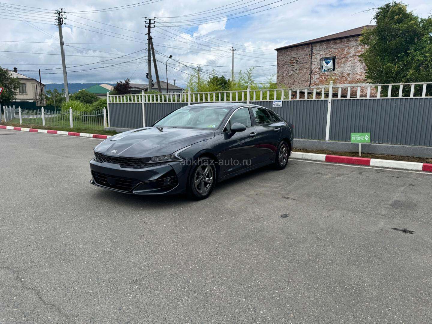 Kia K2700