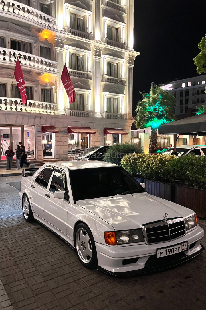 Mercedes-Benz 190