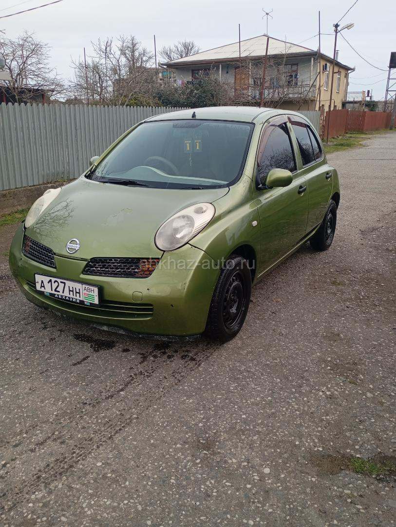 Nissan March